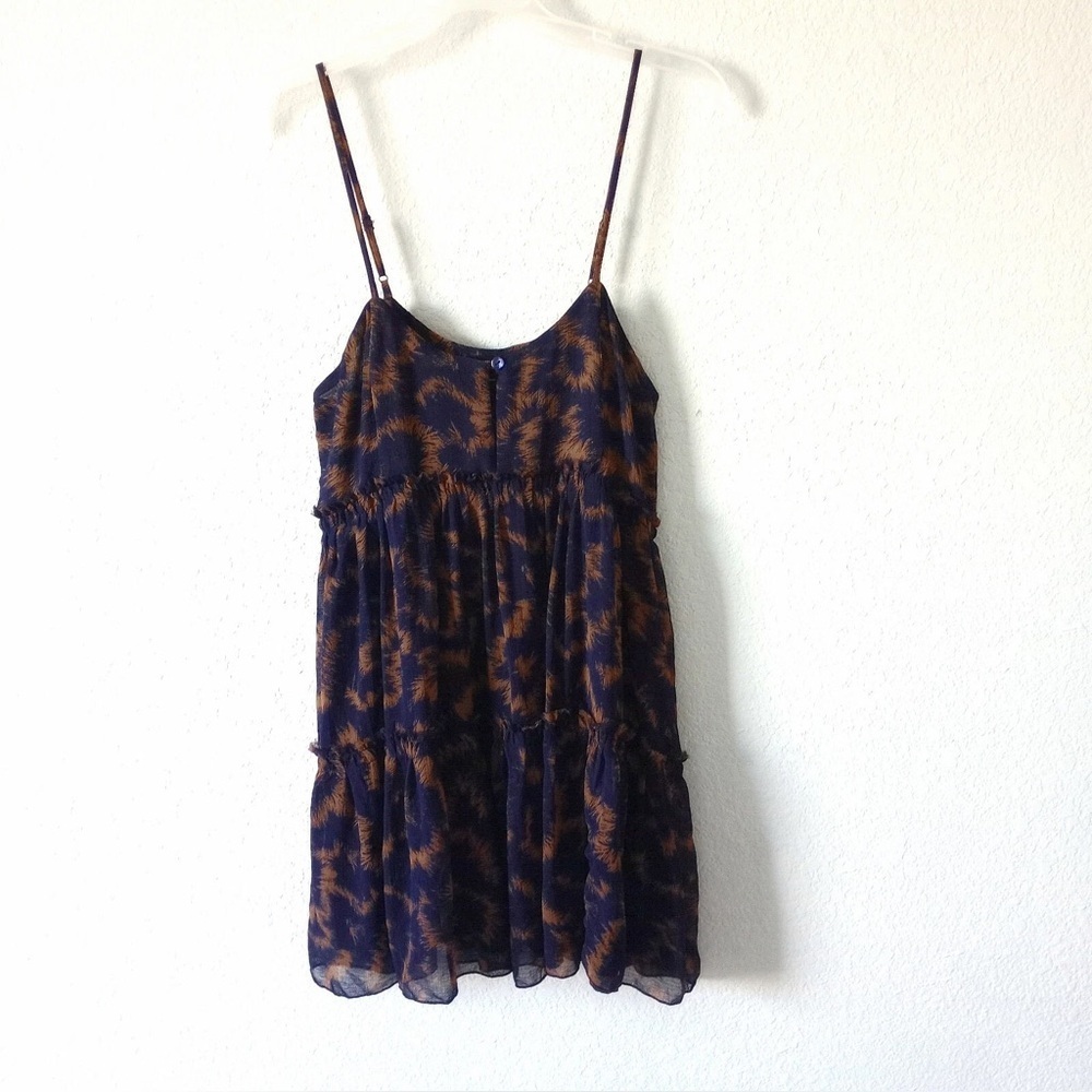 Urban Outfitters Rory Printed Chiffon Tiered Ruffle Mini Dress Navy/Tan Size M